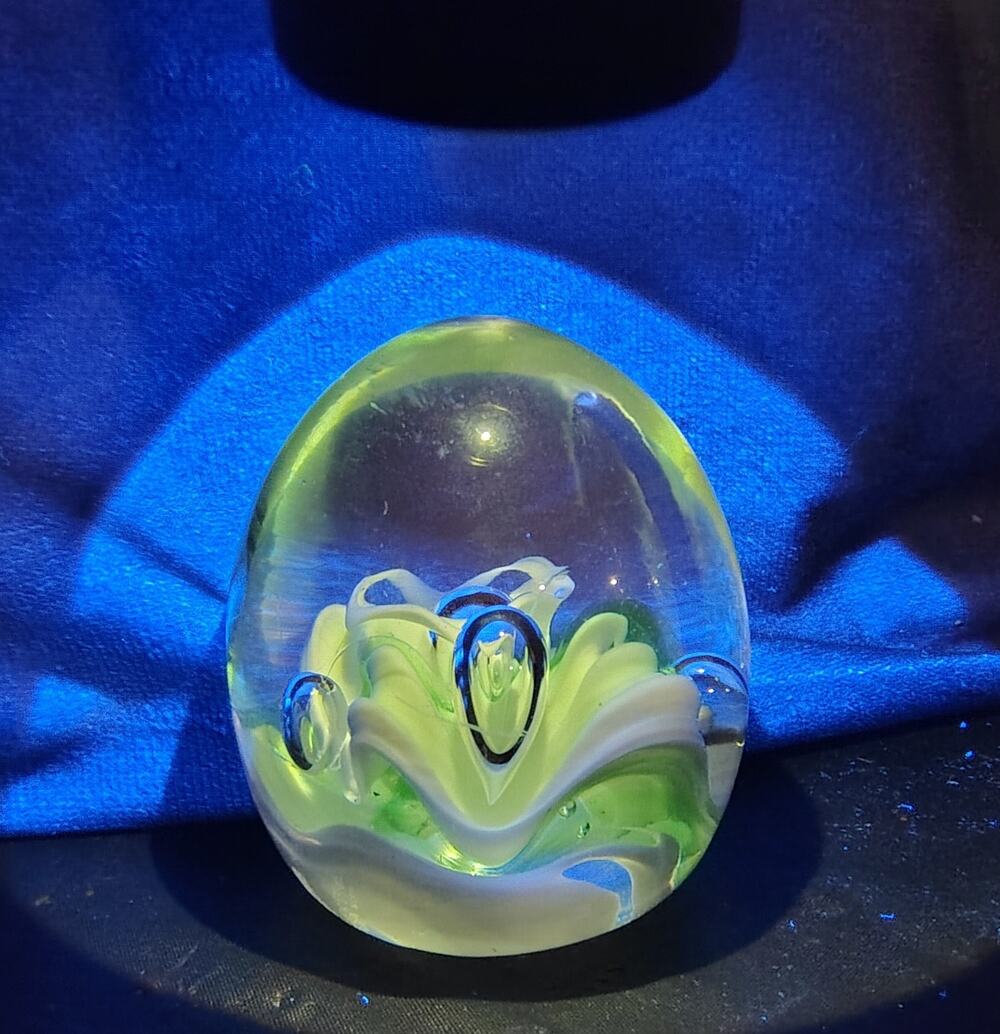 Art Glass Paperweight Clear UV REACTIVE Green & White Swirl Decorative Glass